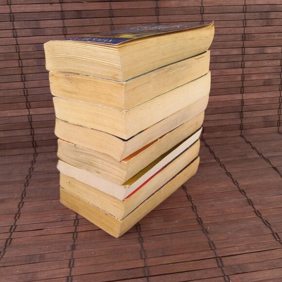 Lot Of 8 Dragonlance Tales Legend Heroes Darksword Prophet Weis Hickman - Picture 10 of 10